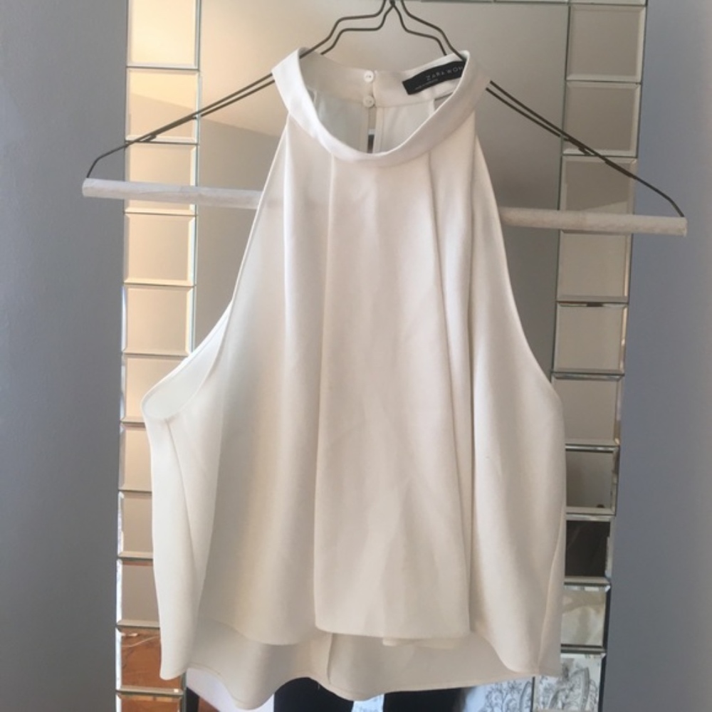 White Zara crop top size XS.
